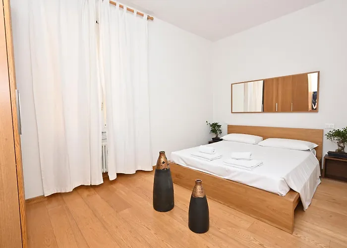 Exclusive Ponte Vecchio Apartment